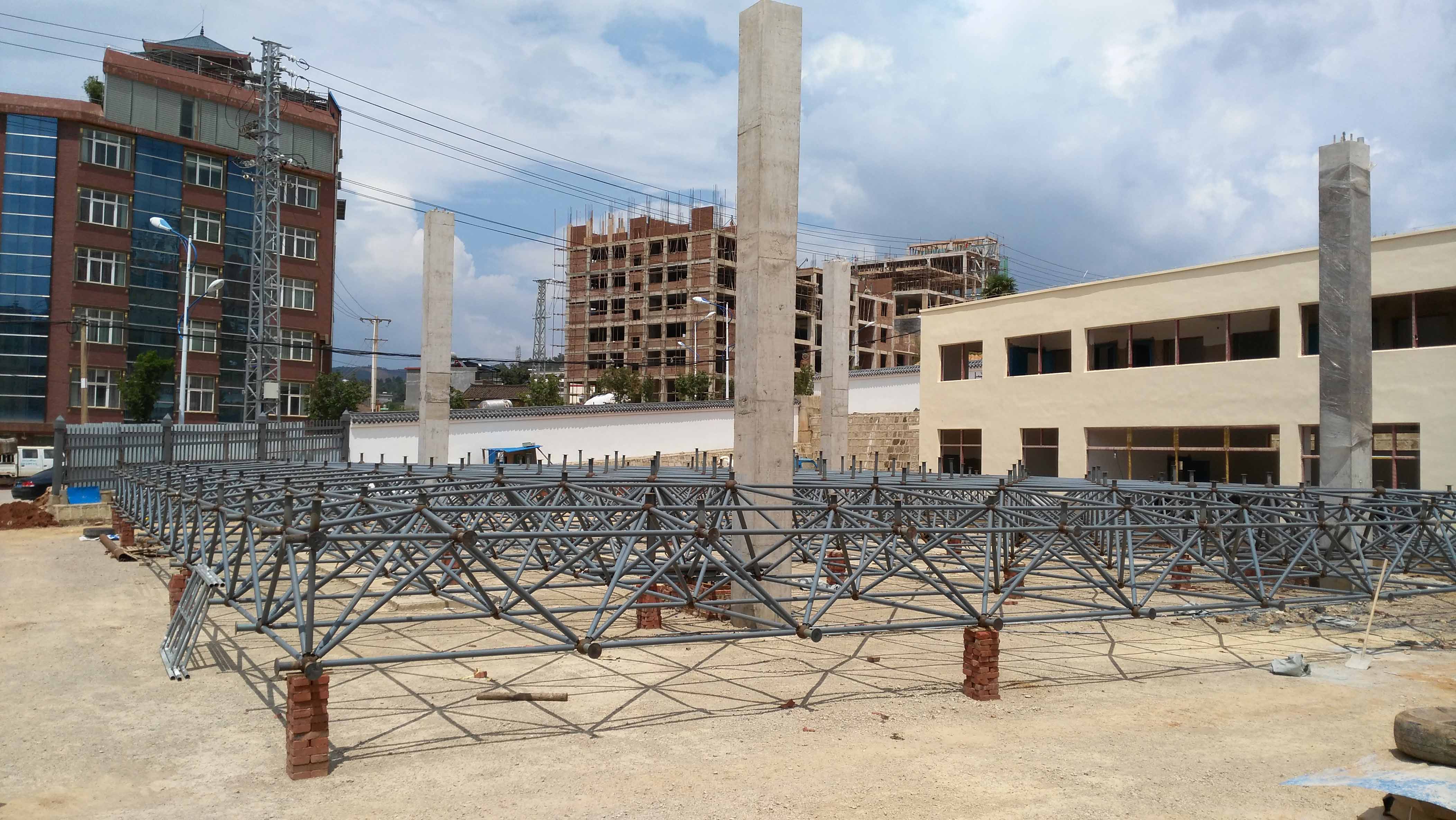 庄河小型加油站网架