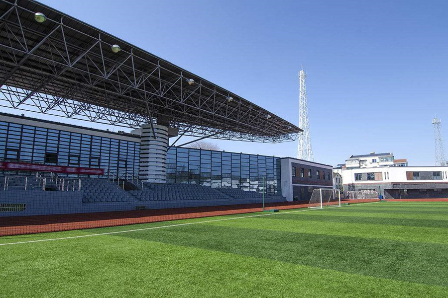 庄河体育场看台网架工程